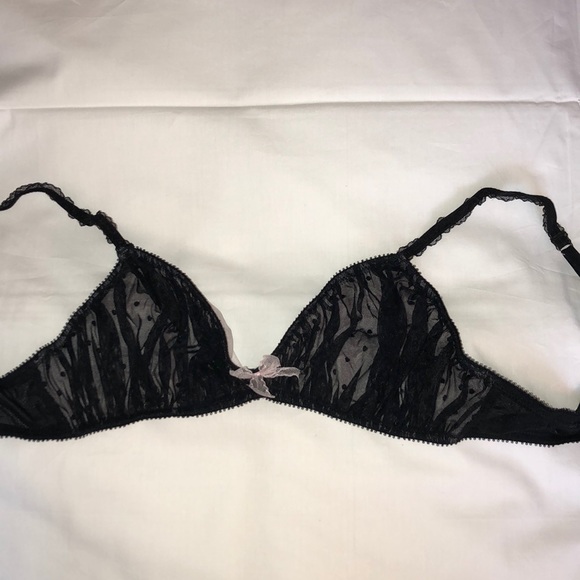 Victoria's Secret Bralette Size Small - Picture 1 of 5